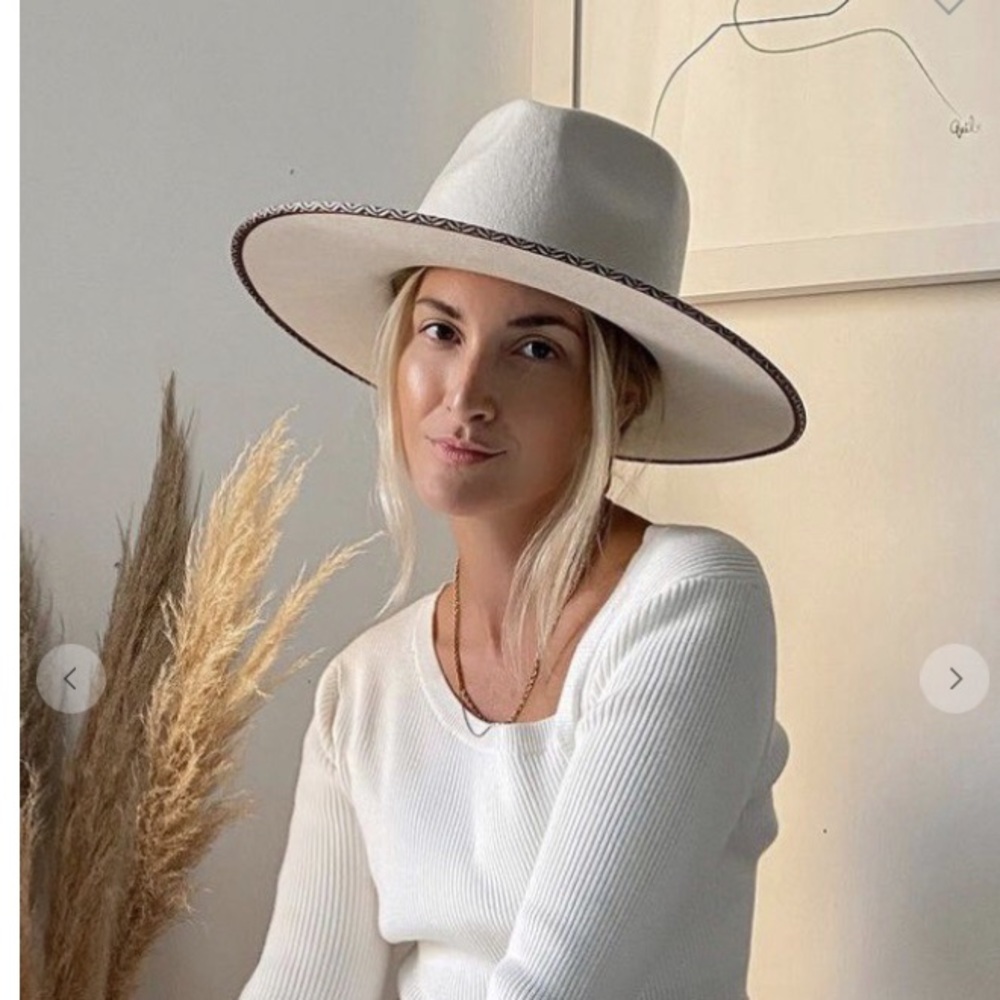 Womens Wide Brim Wool Fedora Hat in Cream